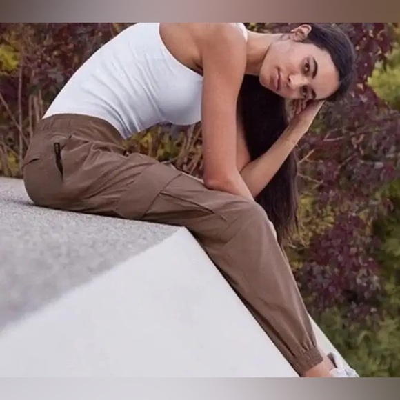 Athleta Chelsea Mid-Rise Utility Cargo Pocket Athletic Jogger in Mineral Brown - Picture 4 of 12